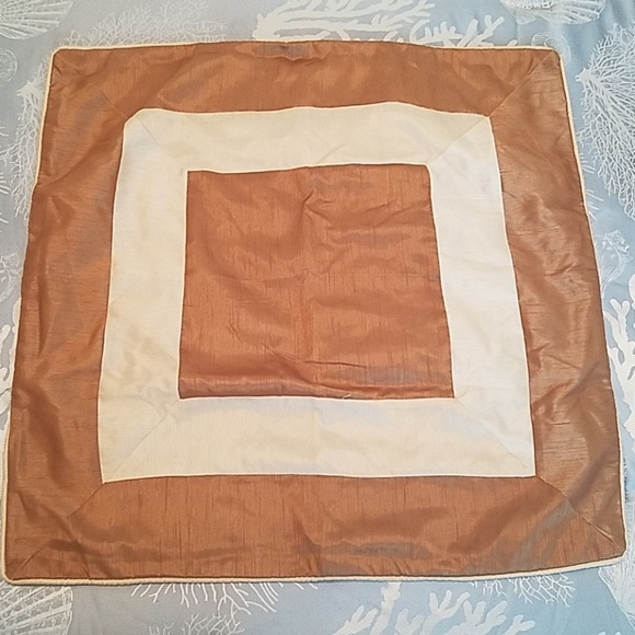 High Country Linens Euro Sham - Picture 1 of 3